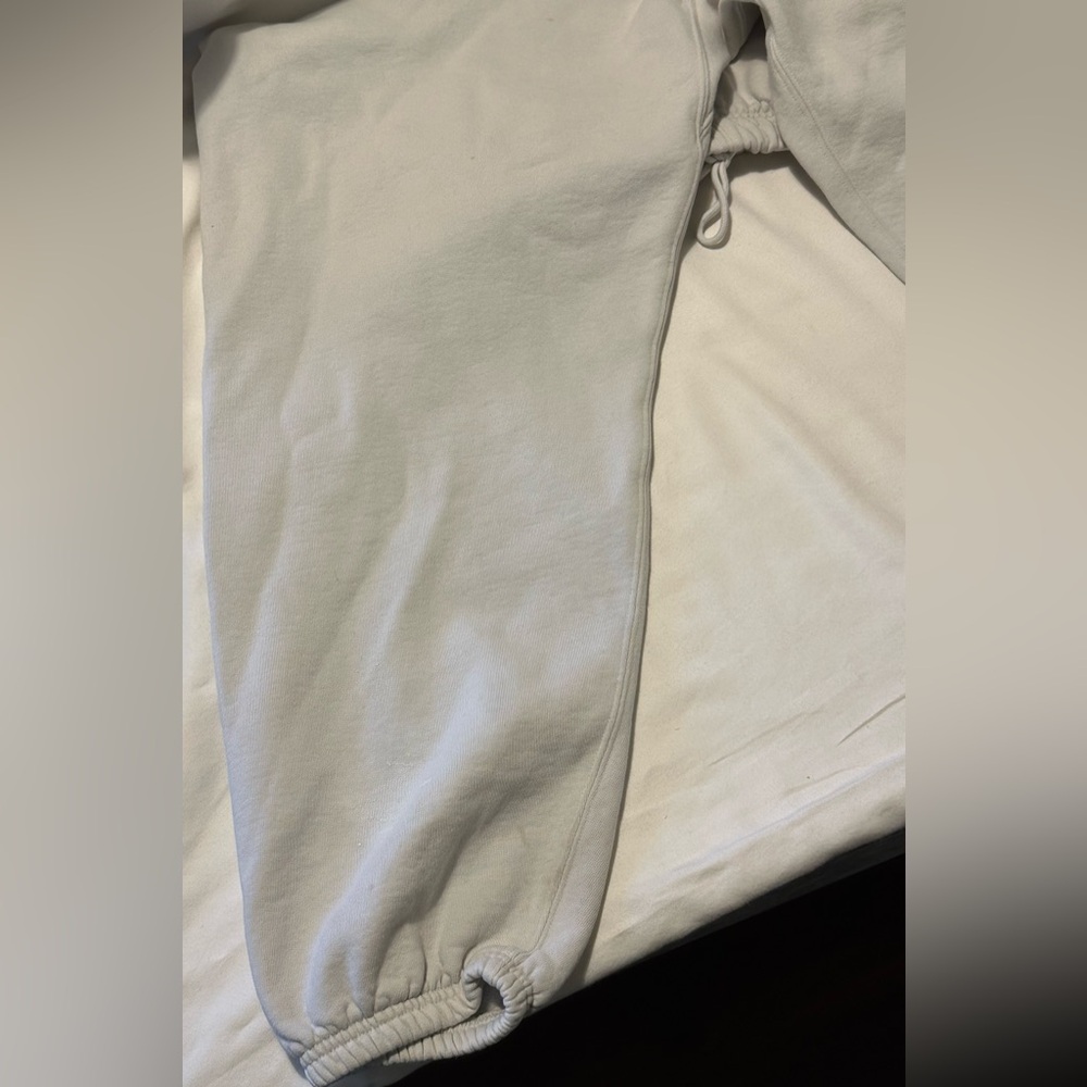 October’s Very Own x Roots Sweatpants - Picture 14 of 16